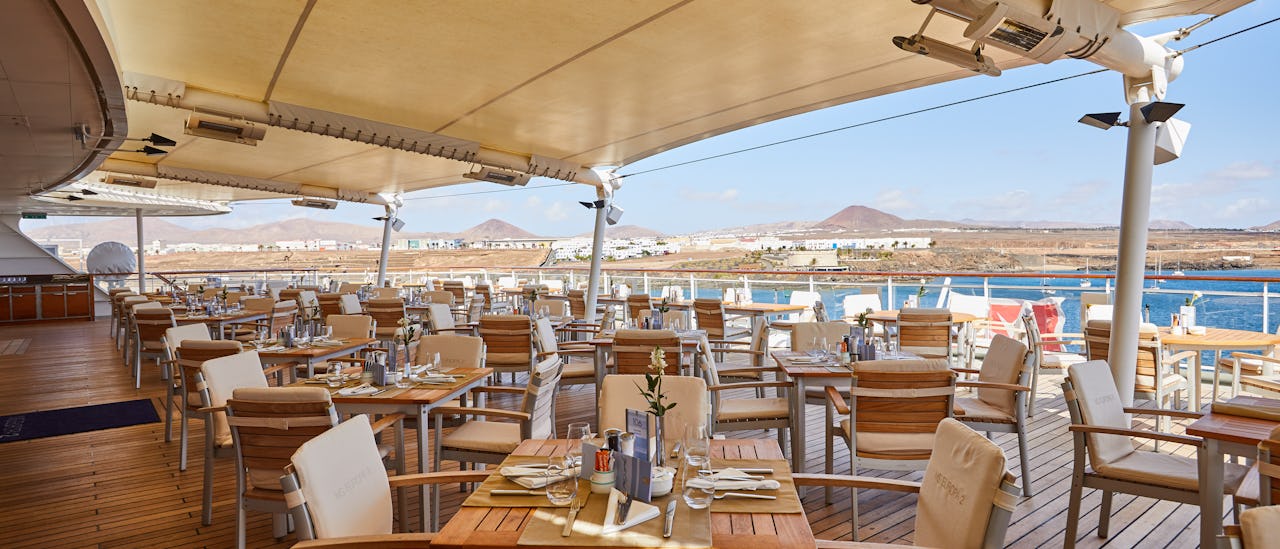Die Terasse des Yacht Clubs