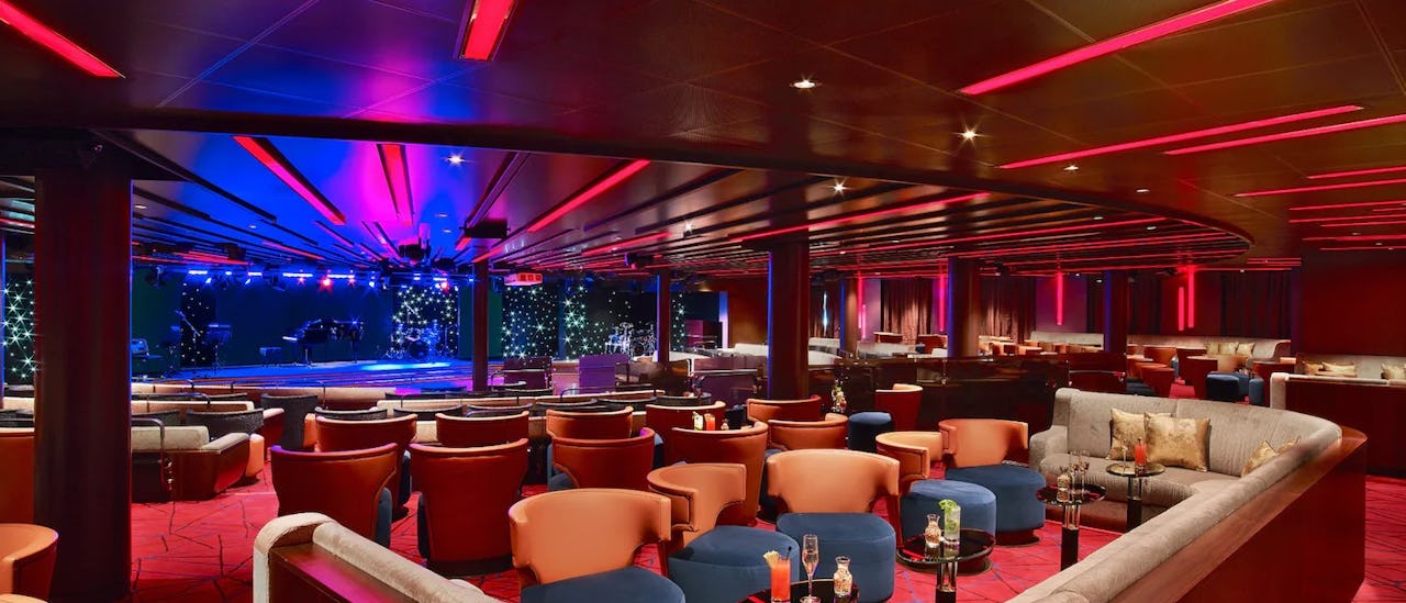 Theatersaal des Kreuzfahrtschiffes Seabourn Sojourn