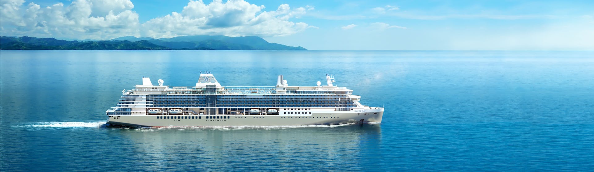 Kreuzfahrtschiff Silver Ray während der Fahrt