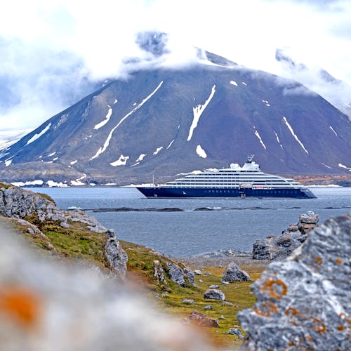 CHILEAN FJORDS & GLACIERS