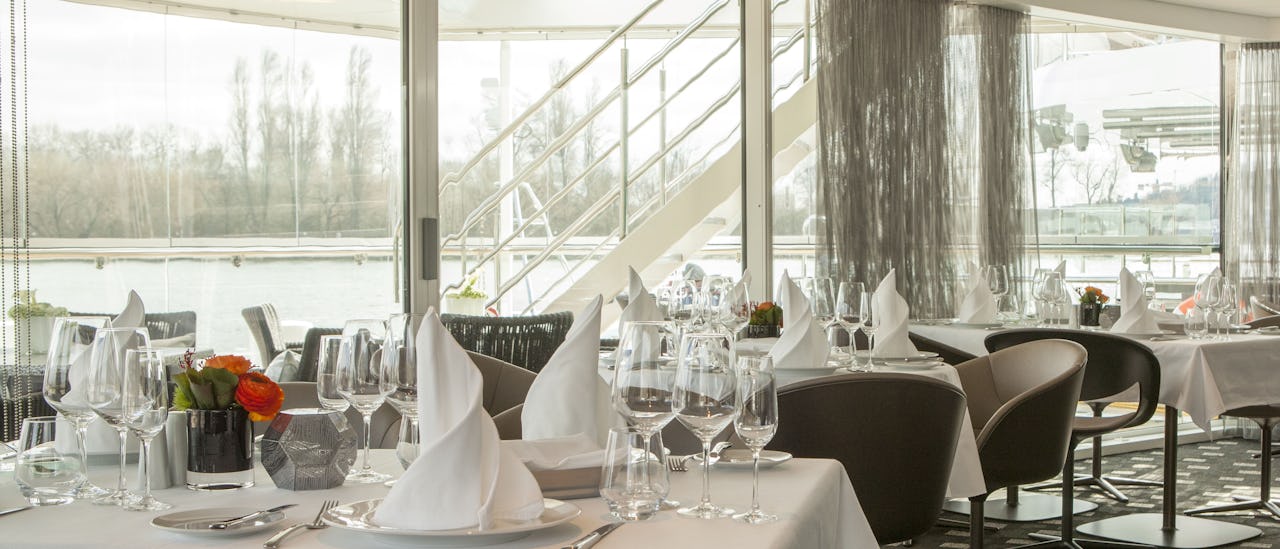 Restaurant des Kreuzfahrtschiffes Scenic Jewel