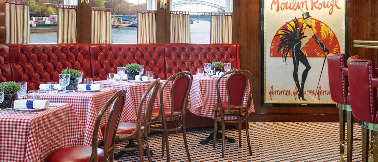 Restaurant des Kreuzfahrtschiffes S.S. Joie de Vivre