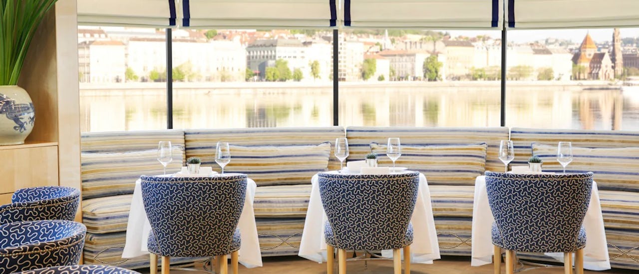 Restaurant des Kreuzfahrtschiffes S.S. Beatrice