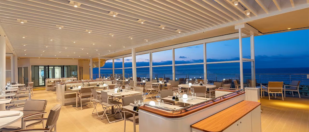 Restaurant des Kreuzfahrtschiffes Silver Origin