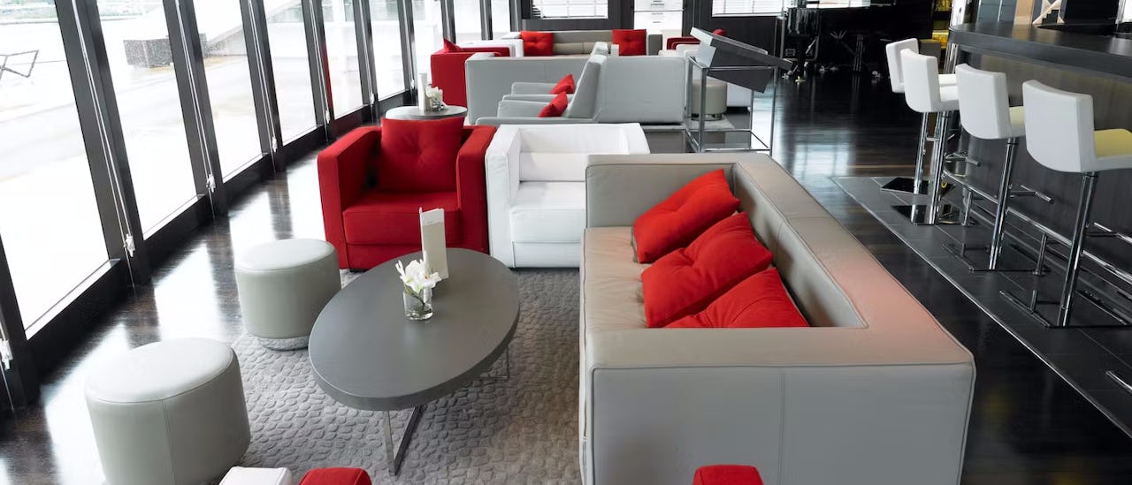 Aussichtslounge des Kreuzfahrtschiffes Le Boreal