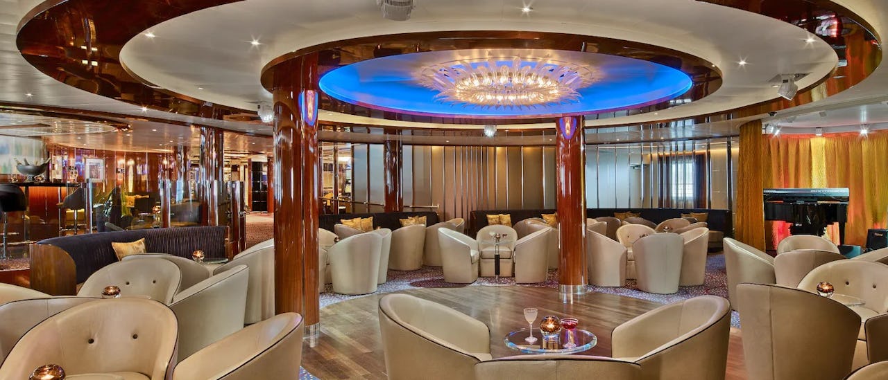 Show-Lounge des Kreuzfahrtschiffes Seabourn Encore