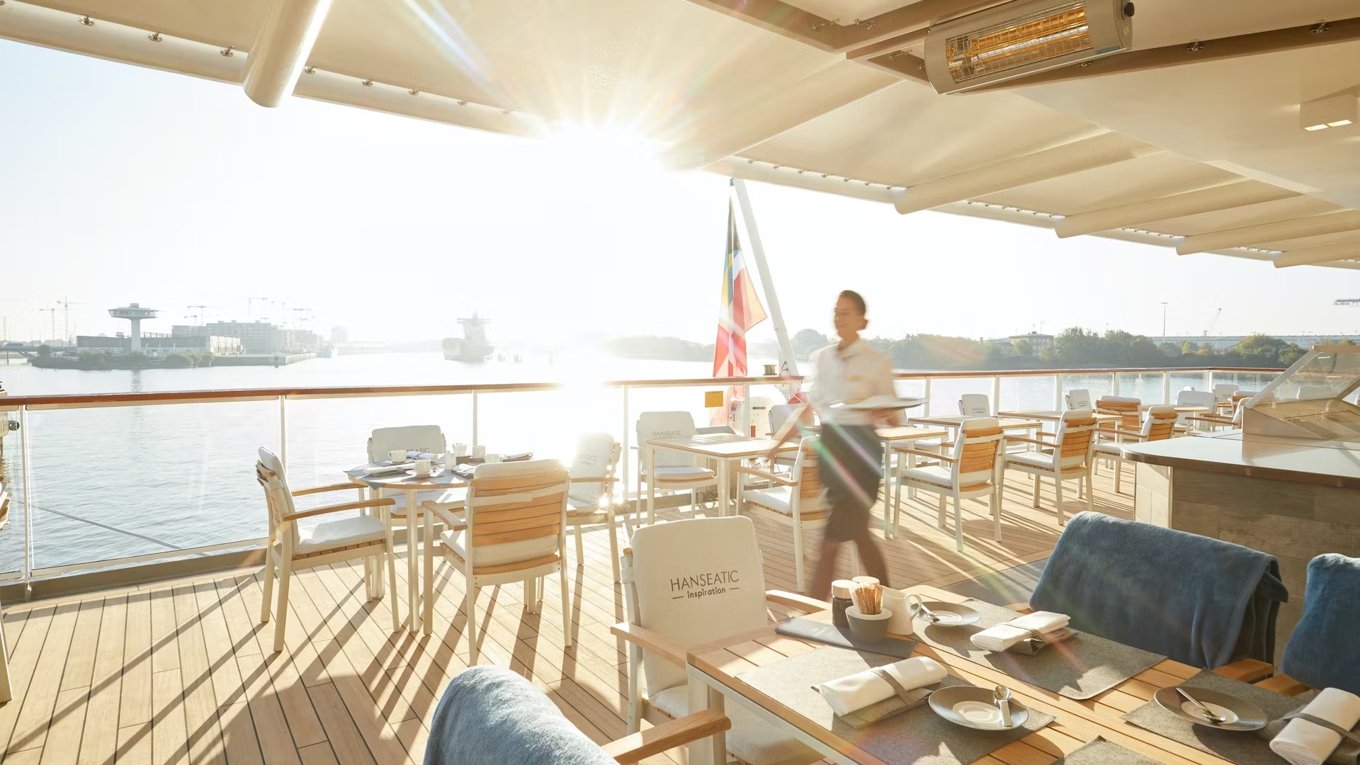 HANSEATIC inspiration Schiff