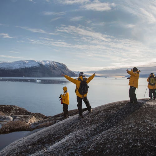 Island-Umrundung: Berge, Vulkane und Wasserfälle