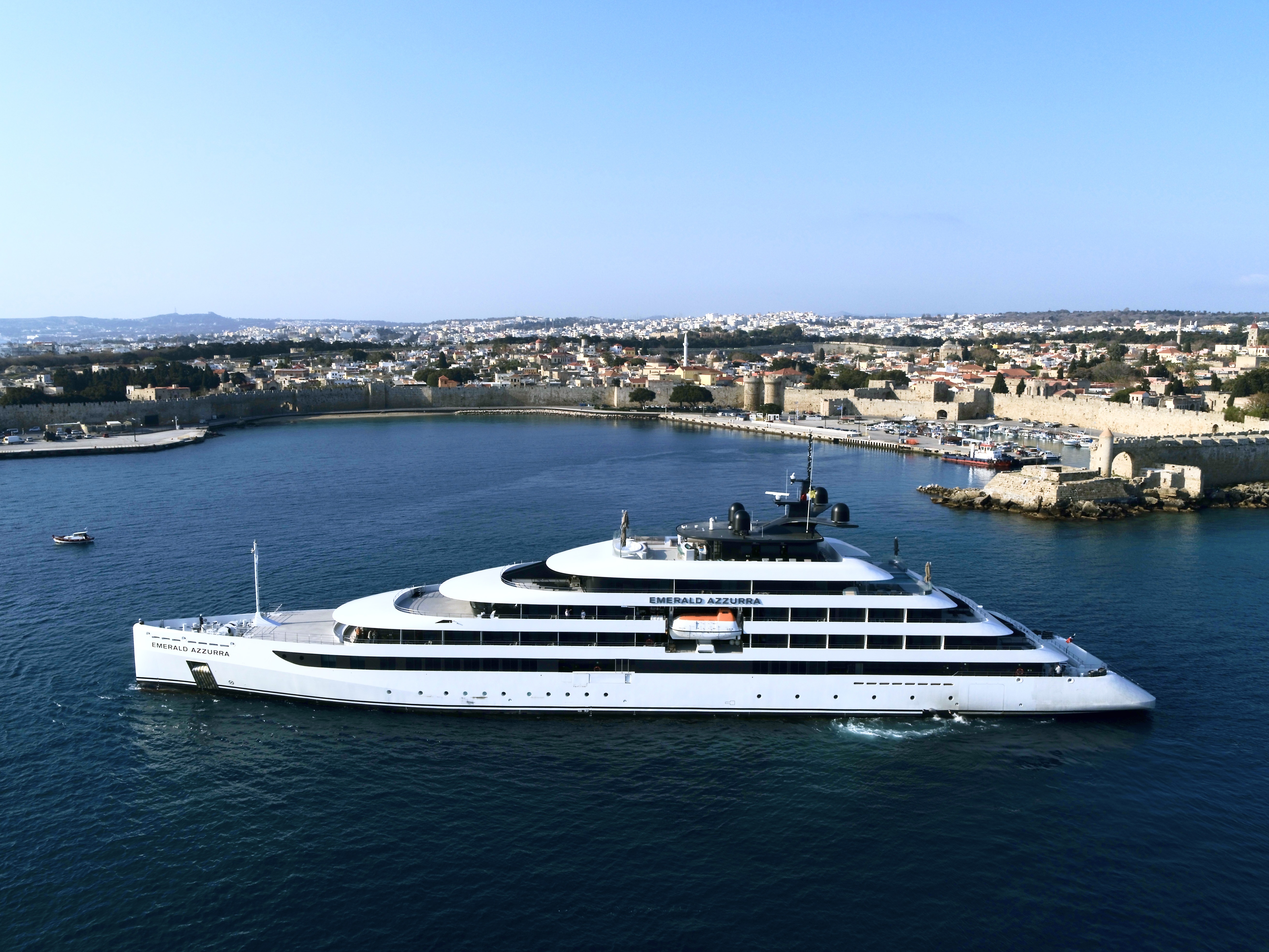 Emerald Cruises Yacht