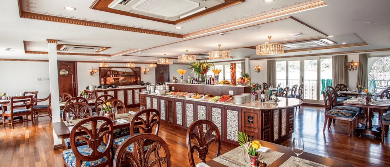 East India Restaurant des Kreuzfahrtschiffes Ganges Voyager II